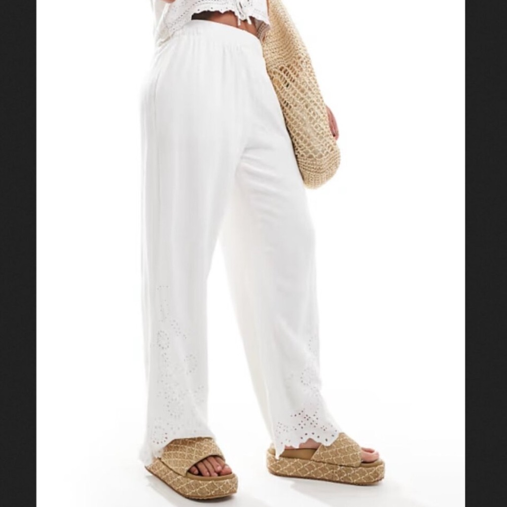 Abercrombie & Fitch Ultra High Wide-Leg Eyelet Linen-Blend Pants White XXL Short